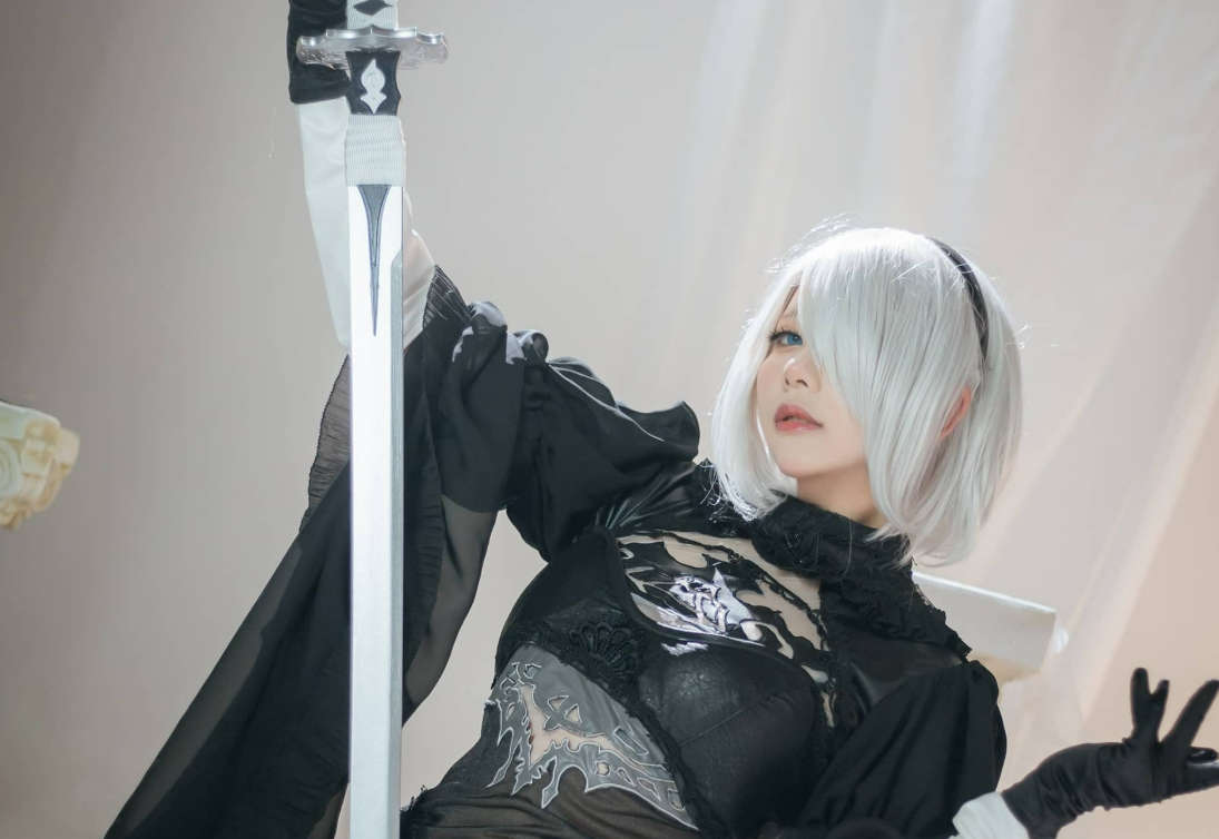 《Nier 2B Dress Ver》经典造型：是一只熊仔吗cos再现精美服饰-ACGAI艺图