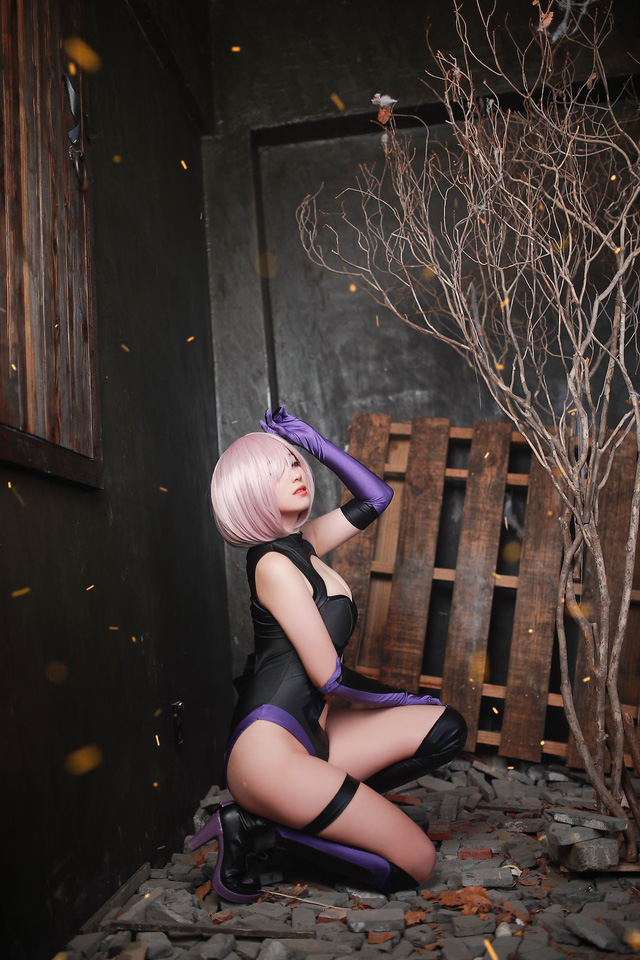 韩国 coser BamBi 在《Fate/Grand Order》变身温柔美丽“仆人”-ACGAI艺图