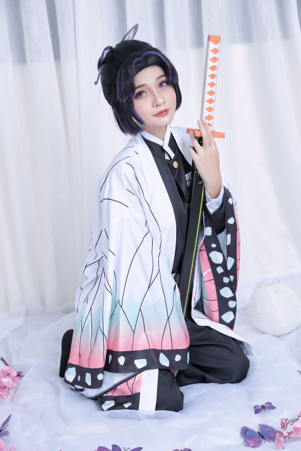 coser@Azami 演绎《鬼灭之刃》中的蝴蝶忍Shinobu，性感美丽-ACGAI艺图