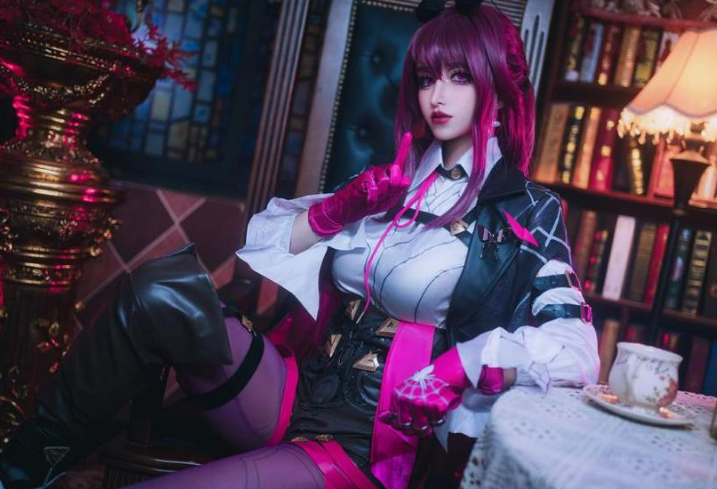 鹿八岁nya微博cosplay分享，充满的魔幻博主-ACGAI艺图