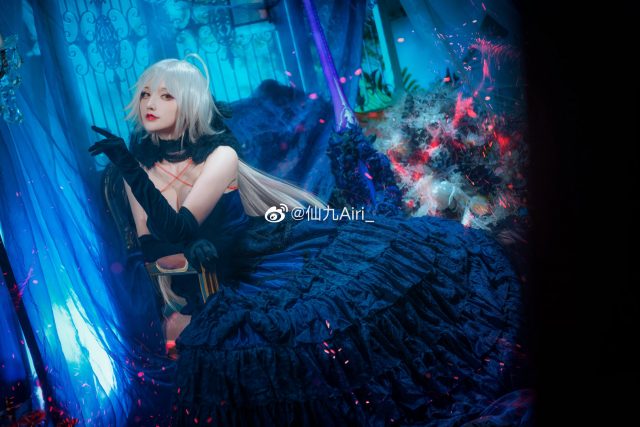仙九Airi cos《Fate/Grand Order》贞德，绽放贞德的优雅与魅力-ACGAI艺图